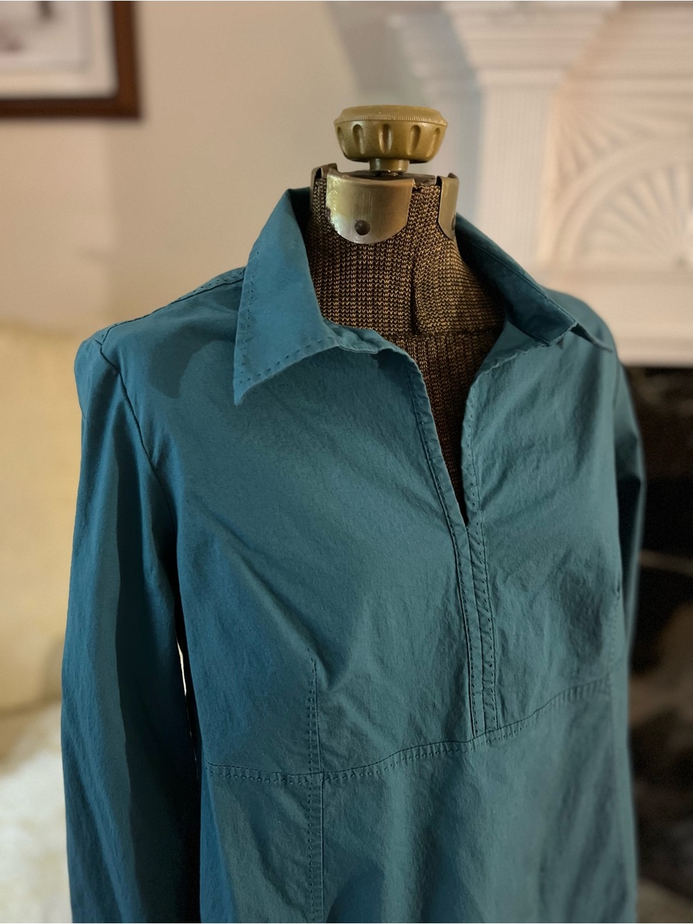 Maternity Women’s Teal Blue Lightweight Stretchy Top Collared Shirt Sz Medium